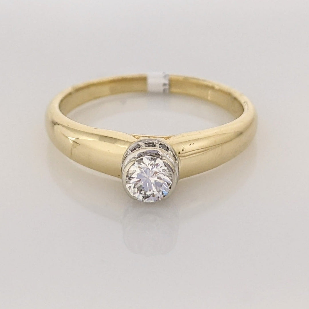 14K .36 CARAT TOTAL WEIGHT I1 J DIAMOND ROUND (11) BEZEL ESTATE RING 3.3 GRAMS