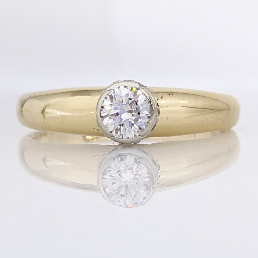 14K .36 CARAT TOTAL WEIGHT I1 J DIAMOND ROUND (11) BEZEL ESTATE RING 3.3 GRAMS