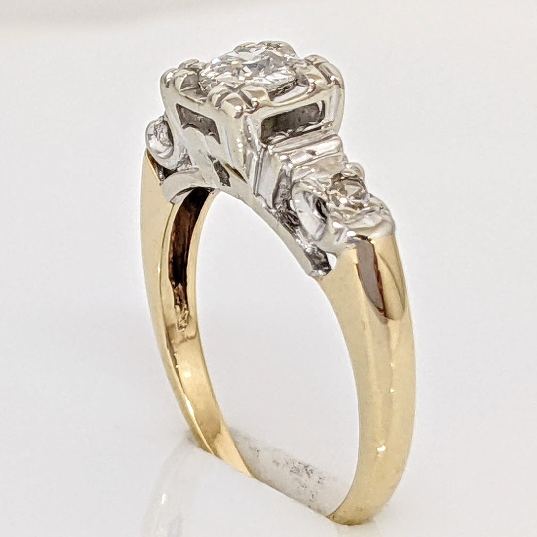 14K .33 CARAT TOTAL WEIGHT SI2 I DIAMOND ROUND (3) BOX HEAD ESTATE RING 2.3 GRAMS