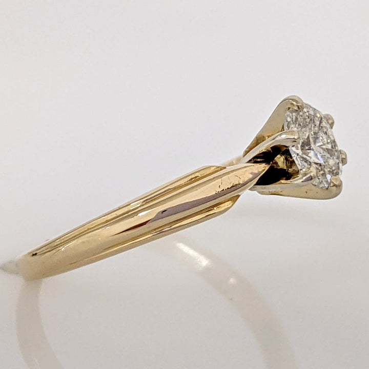 14K .34 CARAT TOTAL SI3 H DIAMOND OVAL SOLITAIRE ESTATE RING 2.1 GRAMS