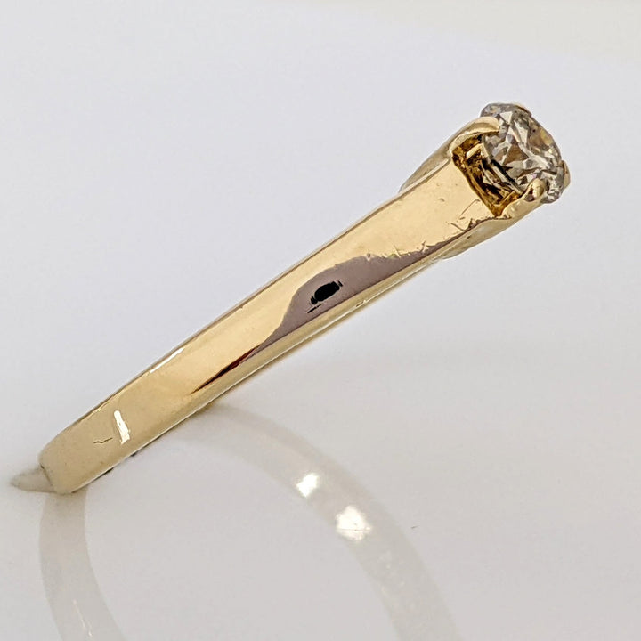 14K .30 CARAT TOTAL I1 K DIAMOND ROUND RAISED SHANK SOLITAIRE ESTATE RING 2.9 GRAMS