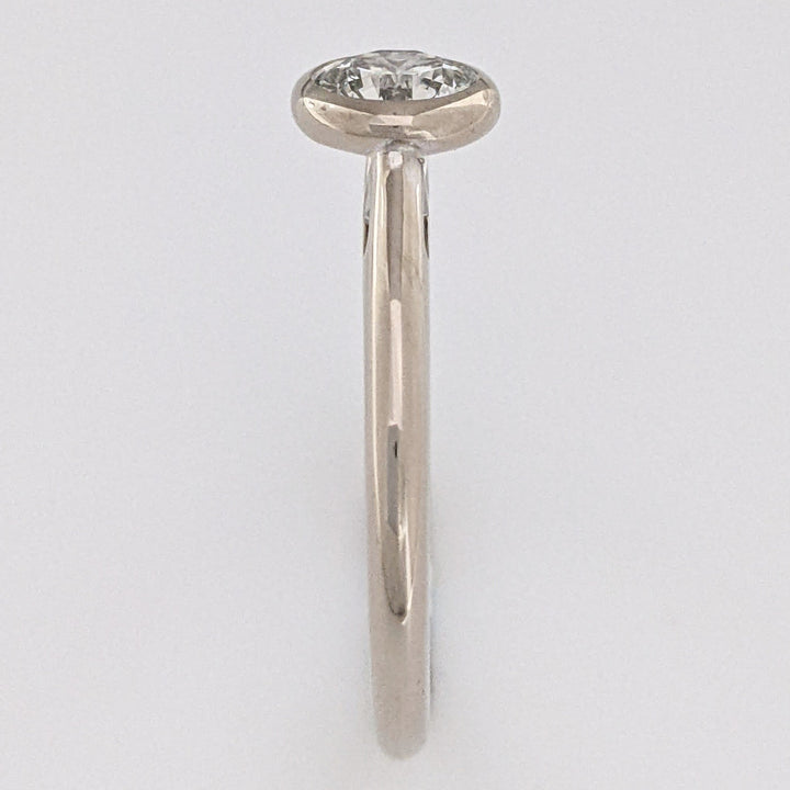 14K WHITE .72 CARAT TOTAL VS2 J DIAMOND ROUND ESTATE BEZEL RING 3.5 GRAMS