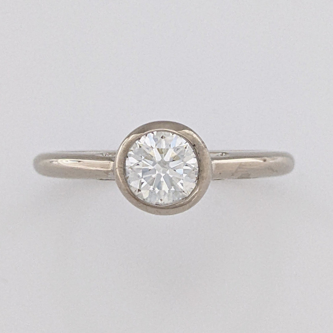 14K WHITE .72 CARAT TOTAL VS2 J DIAMOND ROUND ESTATE BEZEL RING 3.5 GRAMS
