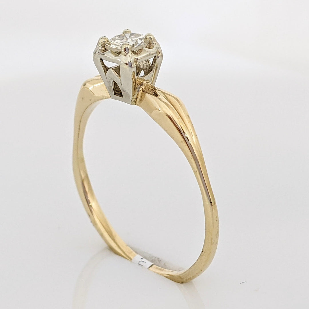 14K TWO-TONE .16 CARAT TOTAL WEIGHT VS2 G ROUND DIAMOND (3) ILLUSION BOXHEAD ESTATE RING