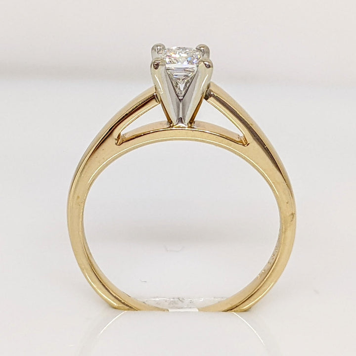 14K .25 CARAT TOTAL SI3 H DIAMOND PRINCESS CUT RAISED SHANK SOLITAIRE ESTATE RING 2.6 GRAMS