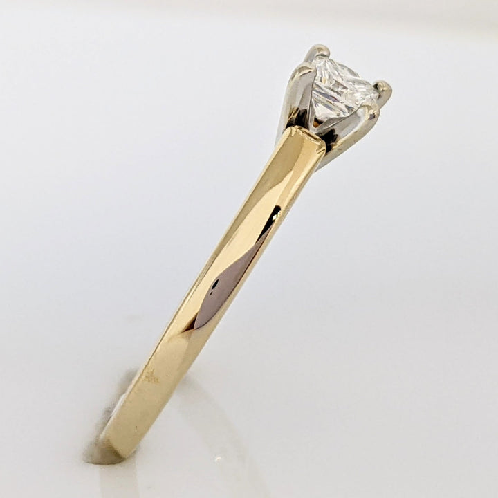 14K .25 CARAT TOTAL SI3 H DIAMOND PRINCESS CUT RAISED SHANK SOLITAIRE ESTATE RING 2.6 GRAMS