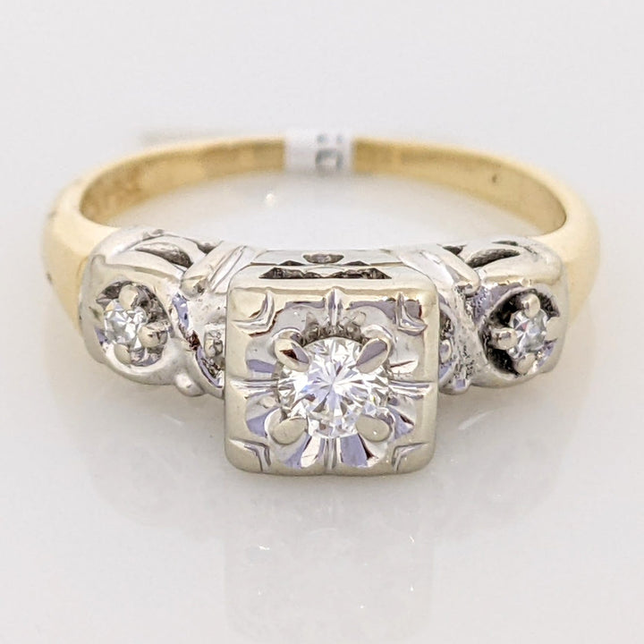 14K TWO-TONE .16 CARAT TOTAL WEIGHT VS2 G ROUND DIAMOND (3) ILLUSION BOXHEAD ESTATE RING
