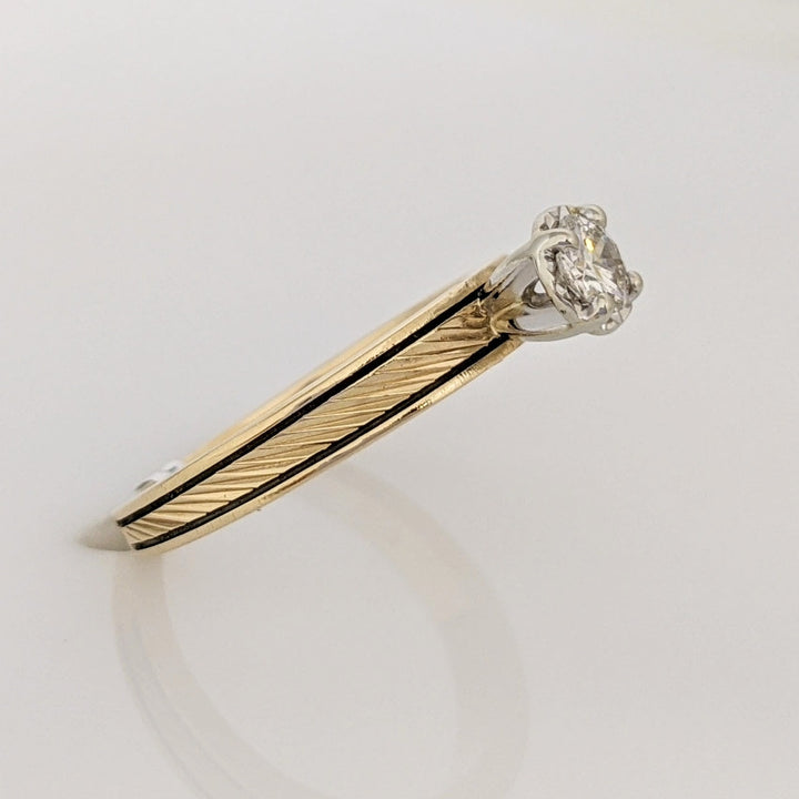 14K .22 CARAT TOTAL I1 I DIAMOND ROUND ESTATE TEXTURE SHANK RING 2.8 GRAMS