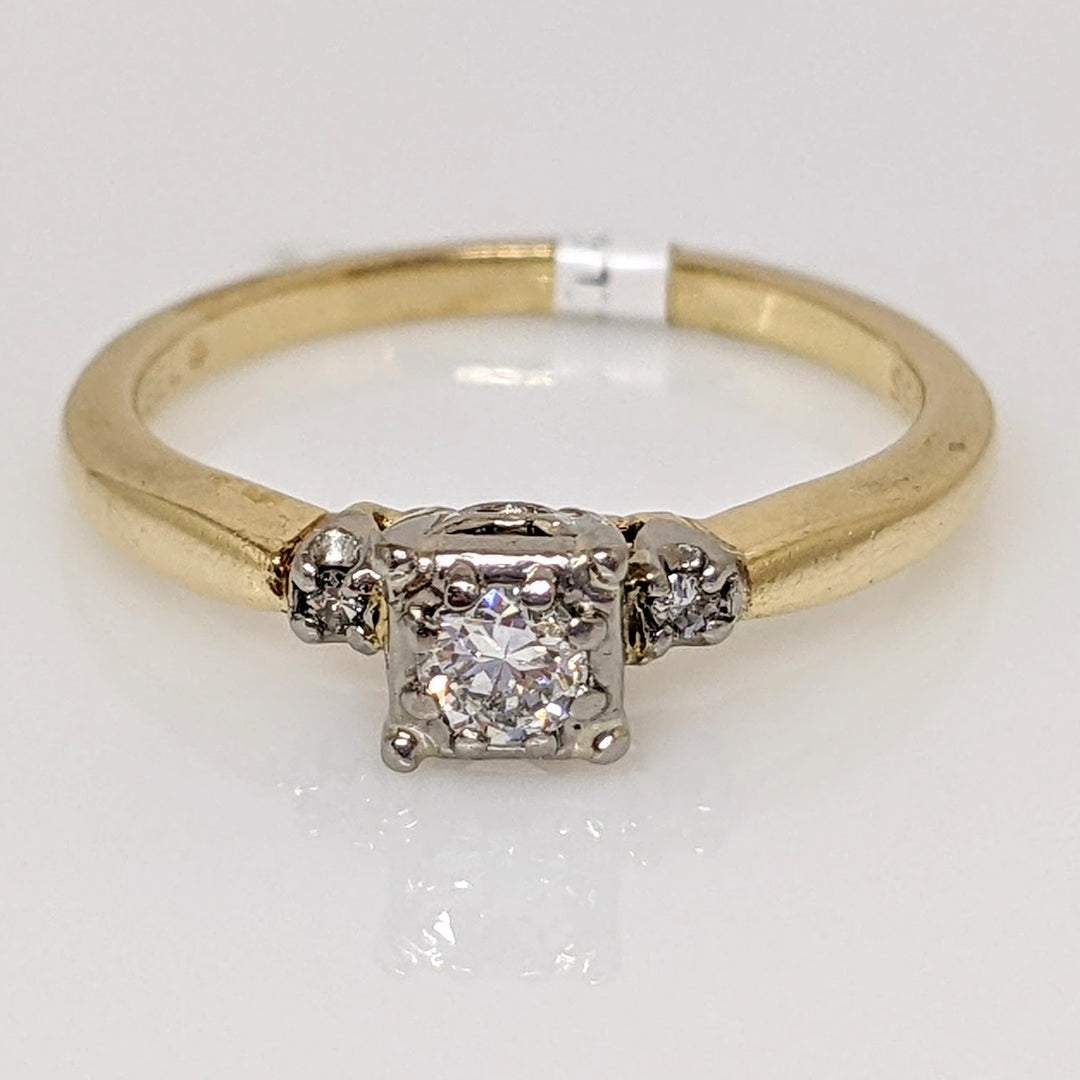 14K .11 CARAT TOTAL WEIGHT SI1 F DIAMOND ROUND (3) BOX TOP ESTATE RING 2.0 GRAMS