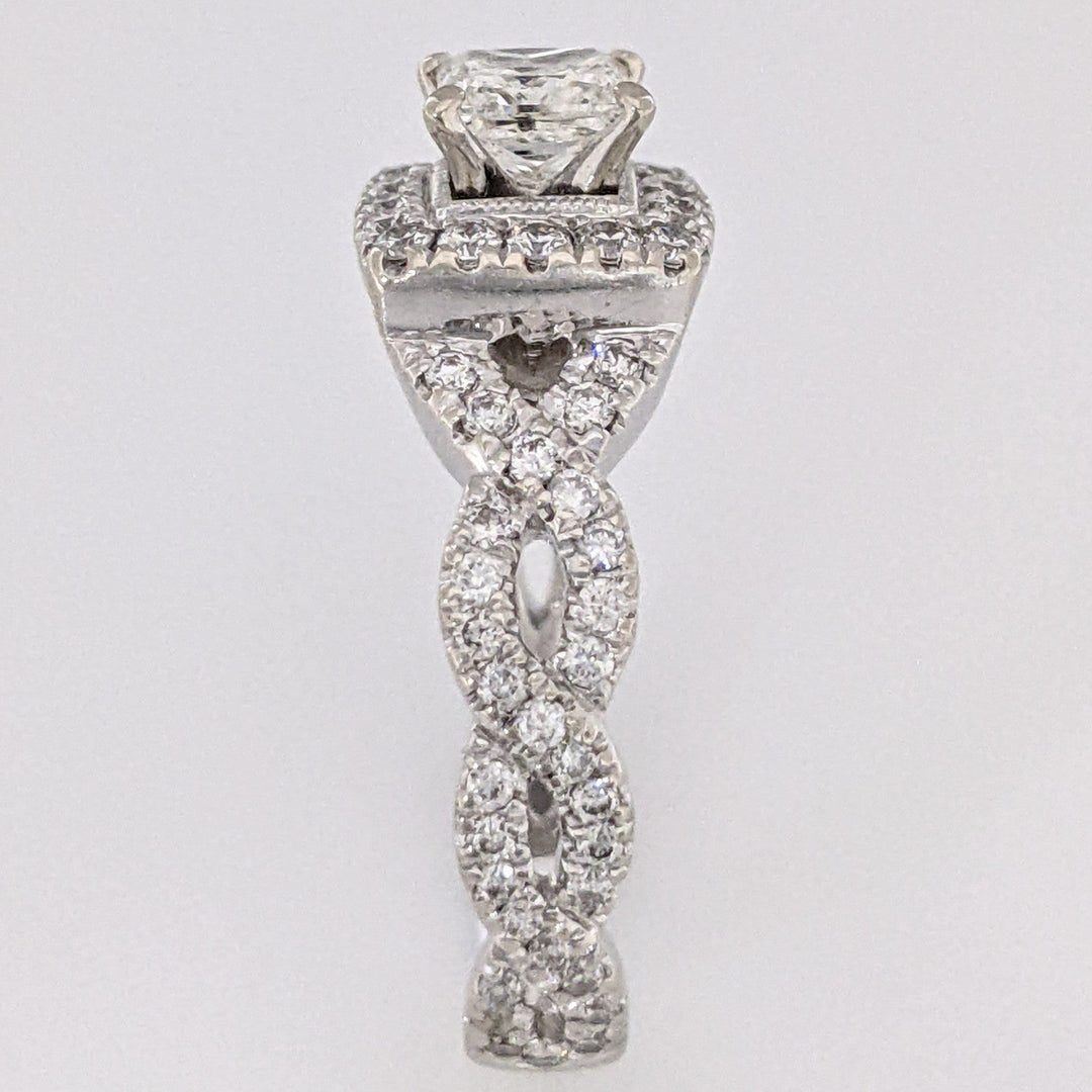 14K WHITE .98 CARAT TOTAL WEIGHT I1 I DIAMOND PRINCESS CUT (1) ROUND (82) TWIST ESTATE HALO RING 4.4 GRAMS