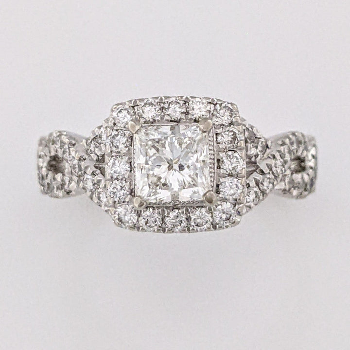 14K WHITE .98 CARAT TOTAL WEIGHT I1 I DIAMOND PRINCESS CUT (1) ROUND (82) TWIST ESTATE HALO RING 4.4 GRAMS