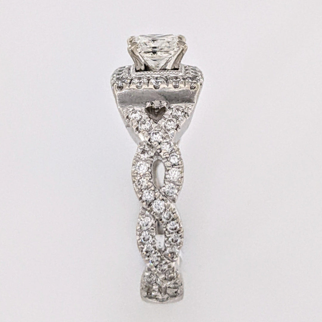 14K WHITE .98 CARAT TOTAL WEIGHT I1 I DIAMOND PRINCESS CUT (1) ROUND (82) TWIST ESTATE HALO RING 4.4 GRAMS