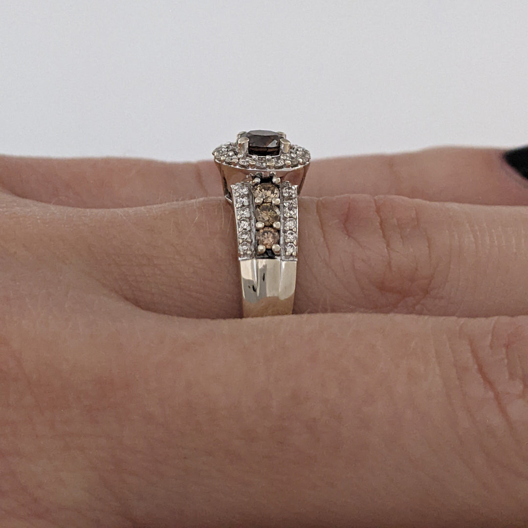 14K WHITE .76 CARAT TOTAL WEIGHT SI1 CHAMPAGNE/ I DIAMOND ROUND (48) ESTATE LEVIAN HALO RING 3.2 GRAMS