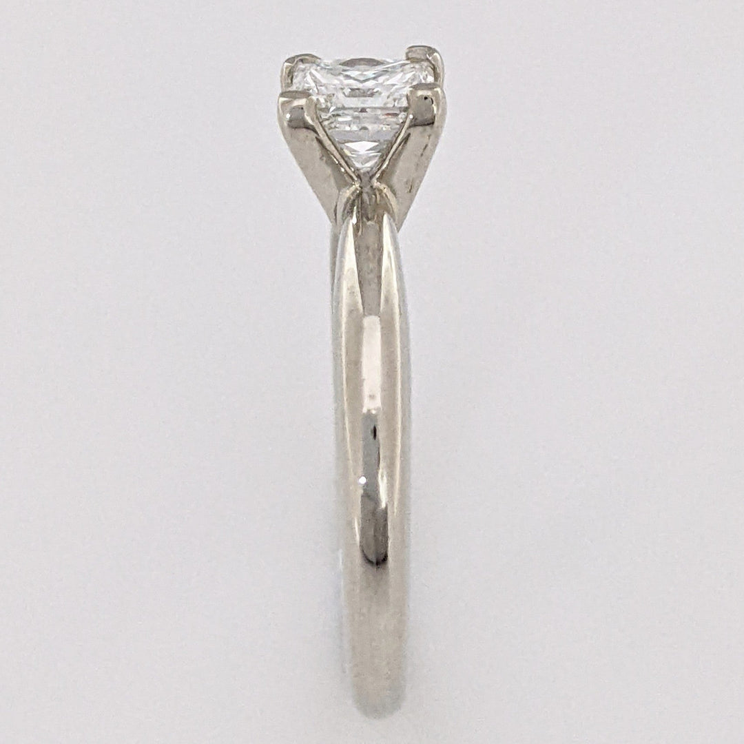 14K WHITE .66 CARAT TOTAL VS2 F DIAMOND PRINCESS CUT SOLITAIRE ESTATE RING 2.9 GRAMS