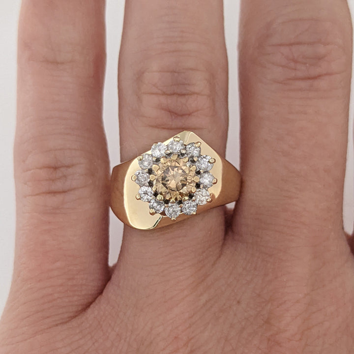 14K 1.00 CARAT TOTAL WEIGHT SI2-I2 CHAMPAGNE/ I DIAMOND ROUND (13) ESTATE CLUSTER RING 4.6 GRAMS