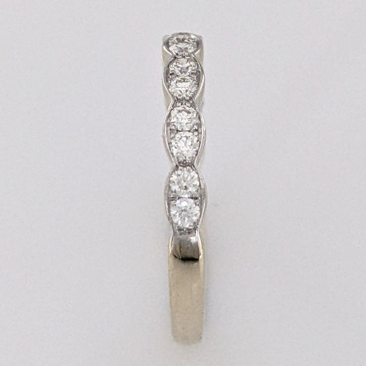 18K WHITE .22 CARAT TOTAL WEIGHT VS-SI I-J DIAMOND ROUND (16) ESTATE BAND 1.7 GRAMS
