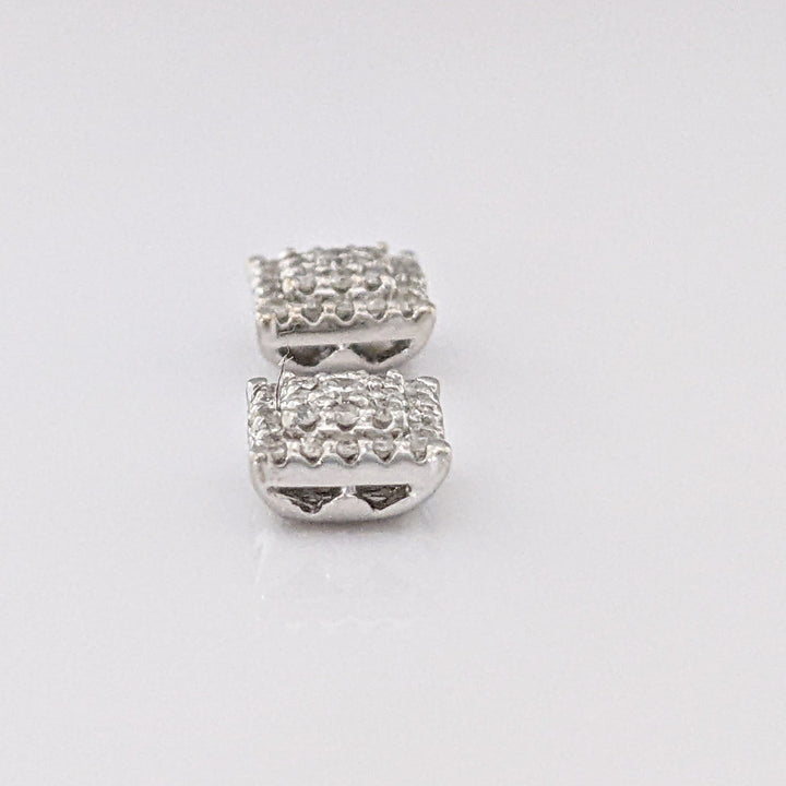 14K WHITE DIAMOND ROUND CLUSTER ESTATE EARRINGS 1.6 GRAMS