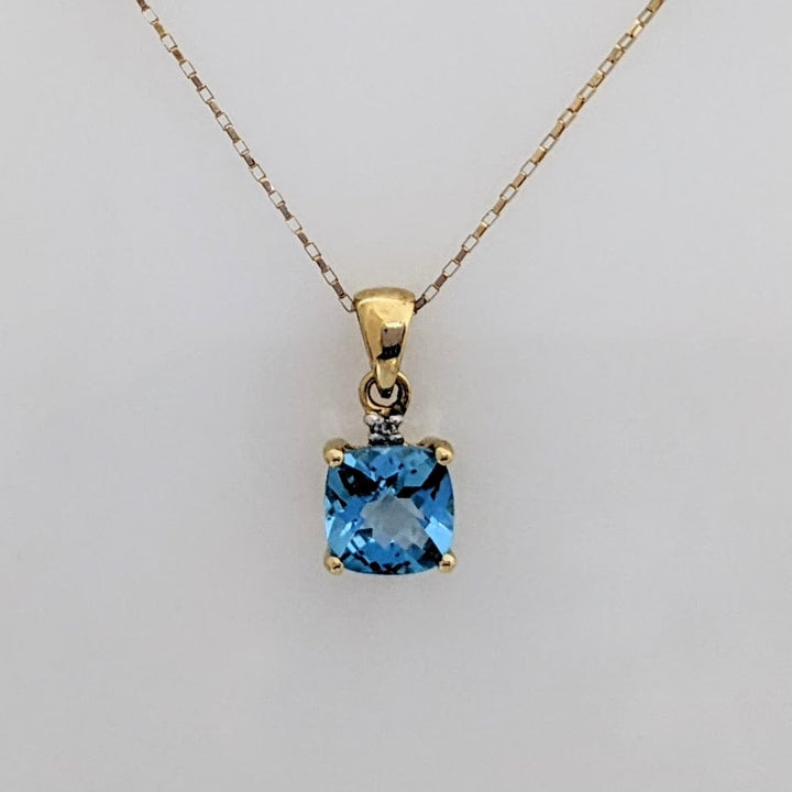14K BLUE TOPAZ CUSHION CUT 6MM WITH MELEE ESTATE PENDANT & CHAIN 1.3 GRAMS