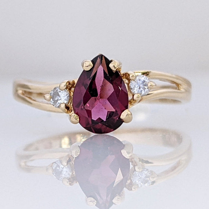 14K RHODOLITE GARNET PEAR 5X7 WITH (2) MELEE ESTATE RING 1.7 GRAMS