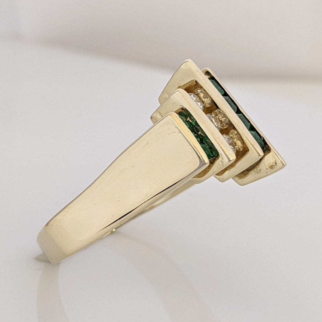 14K EMERALD PRINCESS CUT (10) 1.5-2MM WITH .18 DIAMOND TOTAL WEIGHT (6) ROUND ESTATE BAR RING 6.4 GRAMS
