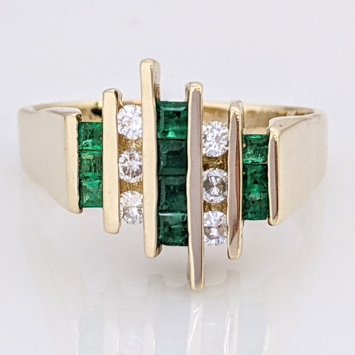 14K EMERALD PRINCESS CUT (10) 1.5-2MM WITH .18 DIAMOND TOTAL WEIGHT (6) ROUND ESTATE BAR RING 6.4 GRAMS