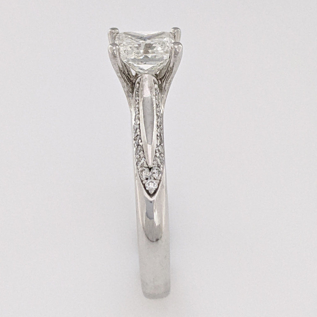 14K WHITE 1.23 CARAT TOTAL WEIGHT I2 H DIAMOND PRINCESS CUT (1) ROUND (34) ESTATE RING 3.9 GRAMS