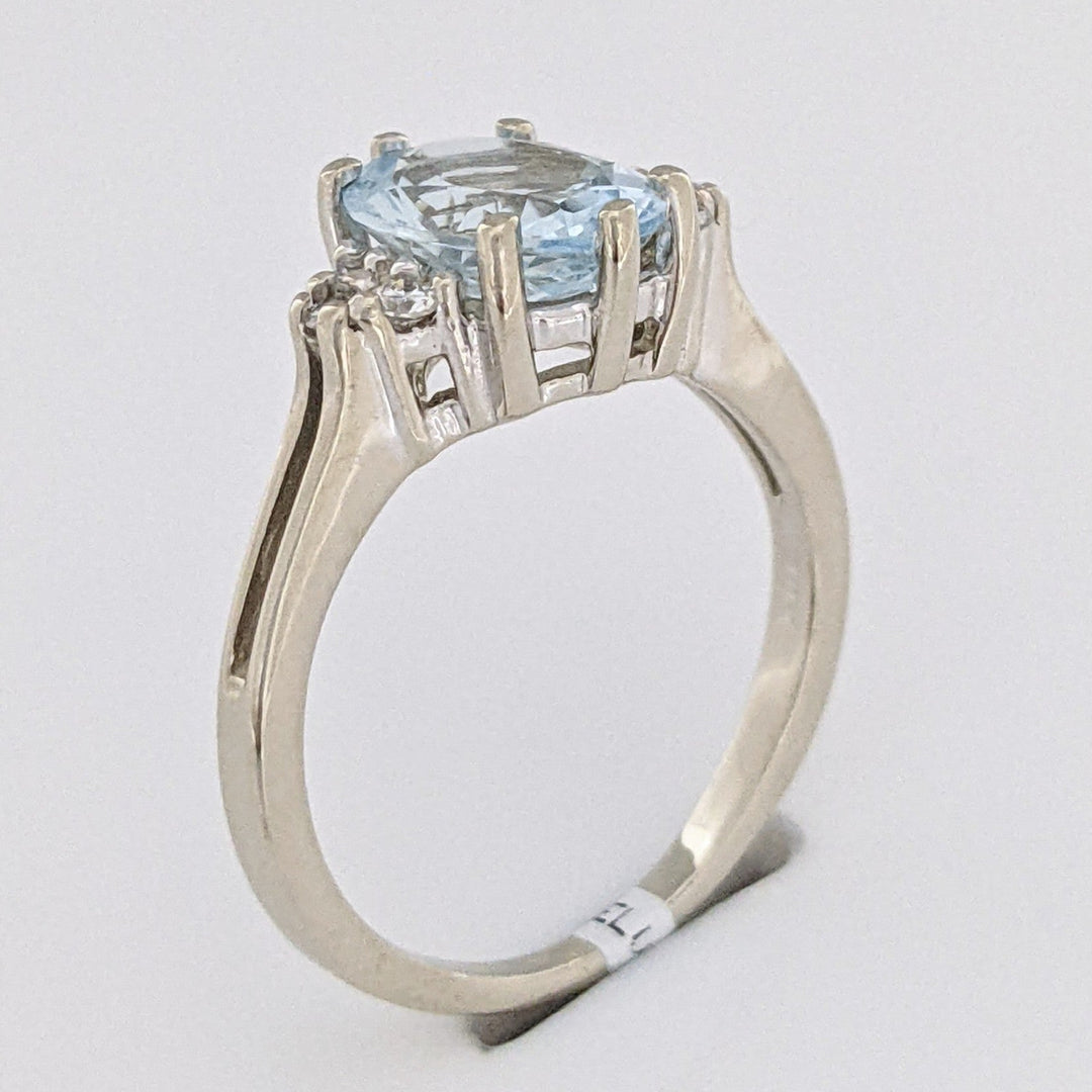14K WHITE AQUAMARINE "AA" OVAL 7X9 WITH .12 DIAMOND TOTAL WEIGHT ESTATE RING 3.0 GRAMS