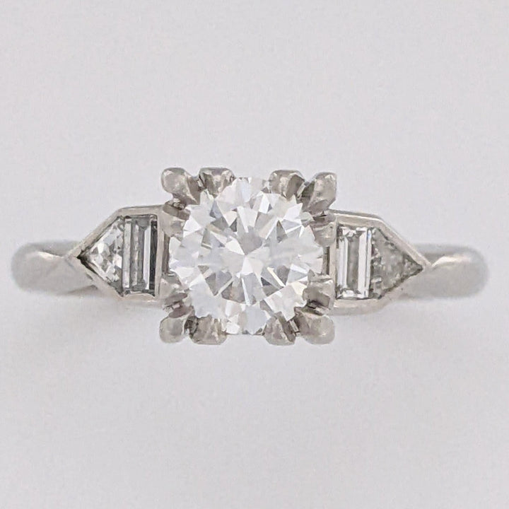 PLATINUM 1.01 CARAT TOTAL WEIGHT VS2 H DIAMOND ROUND (1) BAGUETTE (2) TRILLION (2) ESTATE RING 5.8 GRAMS