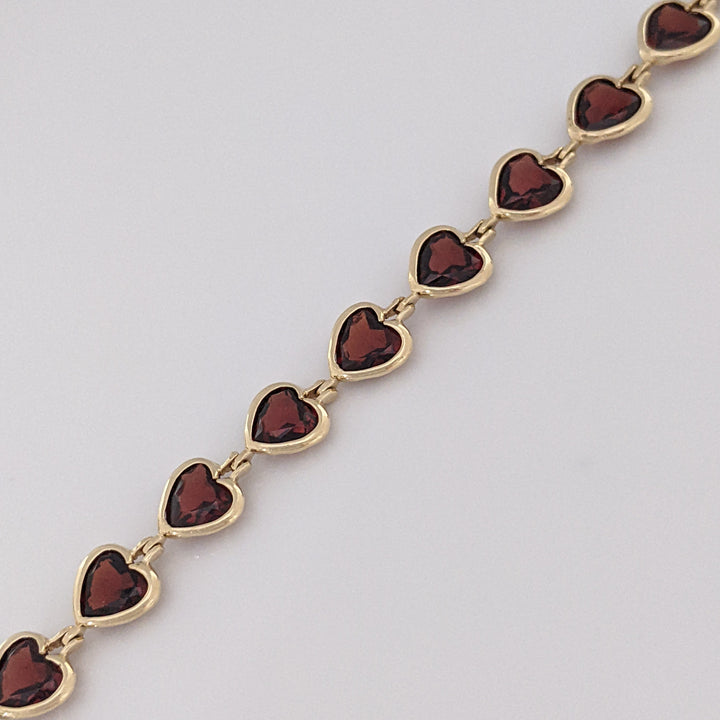 14K GARNET HEART 6MM (18) BEZEL ESTATE BRACELET 7.0 GRAMS