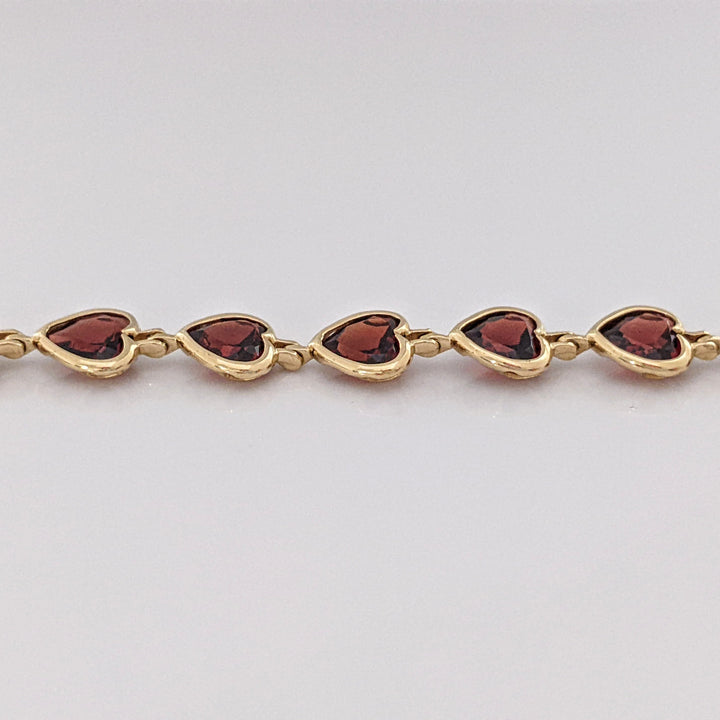 14K GARNET HEART 6MM (18) BEZEL ESTATE BRACELET 7.0 GRAMS