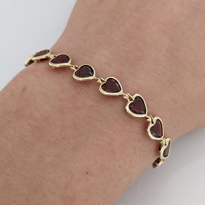 14K GARNET HEART 6MM (18) BEZEL ESTATE BRACELET 7.0 GRAMS