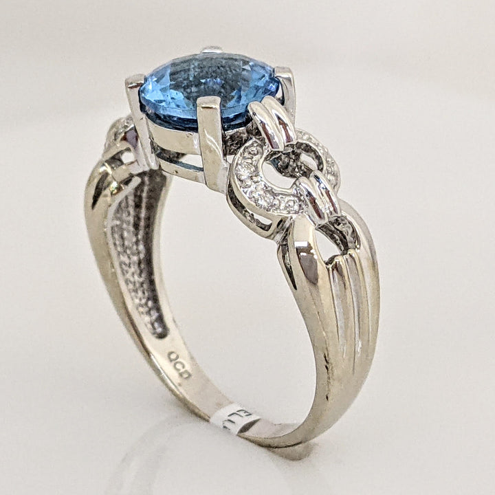 14K WHITE SWISS BLUE TOPAZ ROUND 8MM WITH MELEE LINK ESTATE RING 3.8 GRAMS
