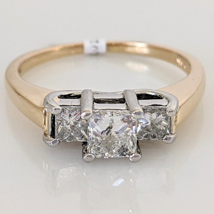 14K/ PLATINUM 1.01 CARAT TOTAL WEIGHT I1 H DIAMOND PRINCESS CUT (3) TRINITY ESTATE RING 4.1 GRAMS