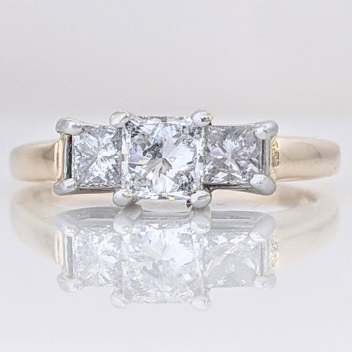 14K/ PLATINUM 1.01 CARAT TOTAL WEIGHT I1 H DIAMOND PRINCESS CUT (3) TRINITY ESTATE RING 4.1 GRAMS