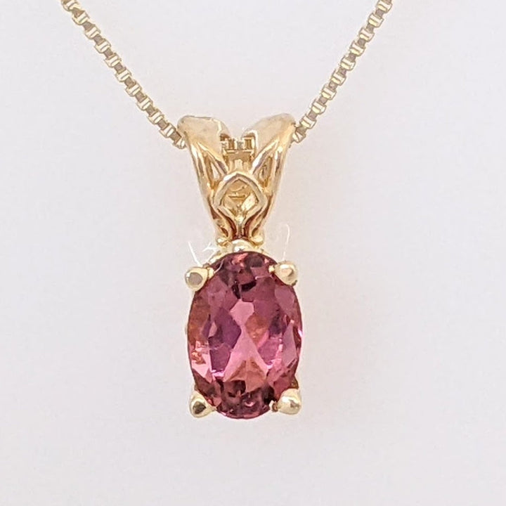 14K PINK TOURMALINE OVAL 5X6 ESTATE PENDANT & CHAIN 1.6 GRAMS
