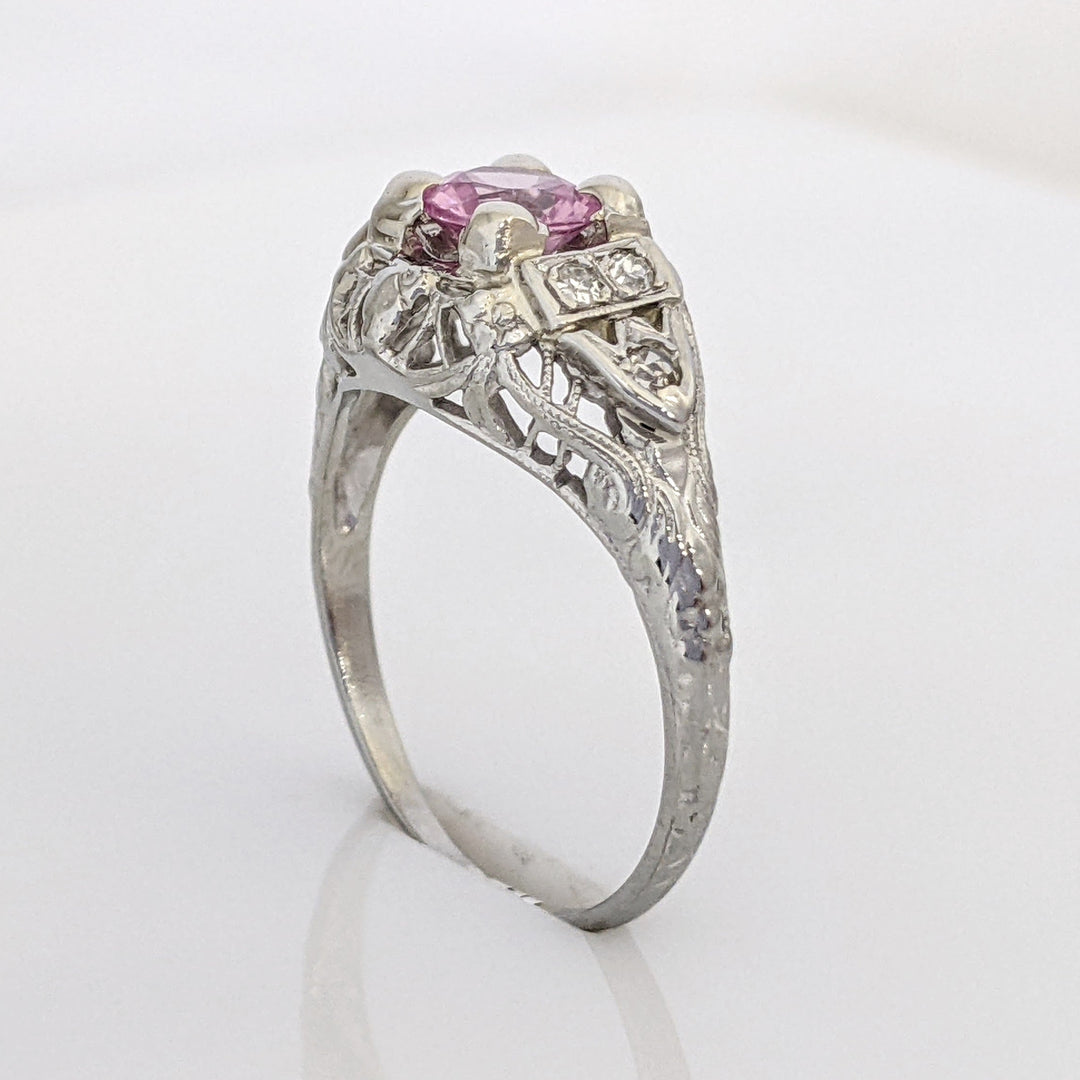 10K WHITE PINK SAPPHIRE ROUND 5.3MM WITH .08 DIAMOND TOTAL WEIGHT VINTAGE ESTATE RING 3.2 GRAMS
