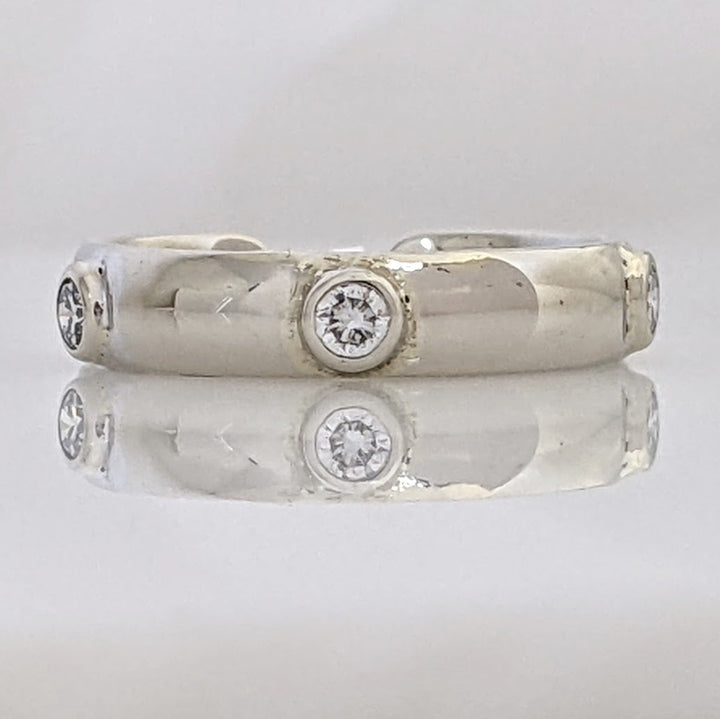 14K WHITE .30 CARAT TOTAL WEIGHT SI2 I DIAMOND ROUND (5) BEZEL SET ESTATE BAND 3.2 GRAMS