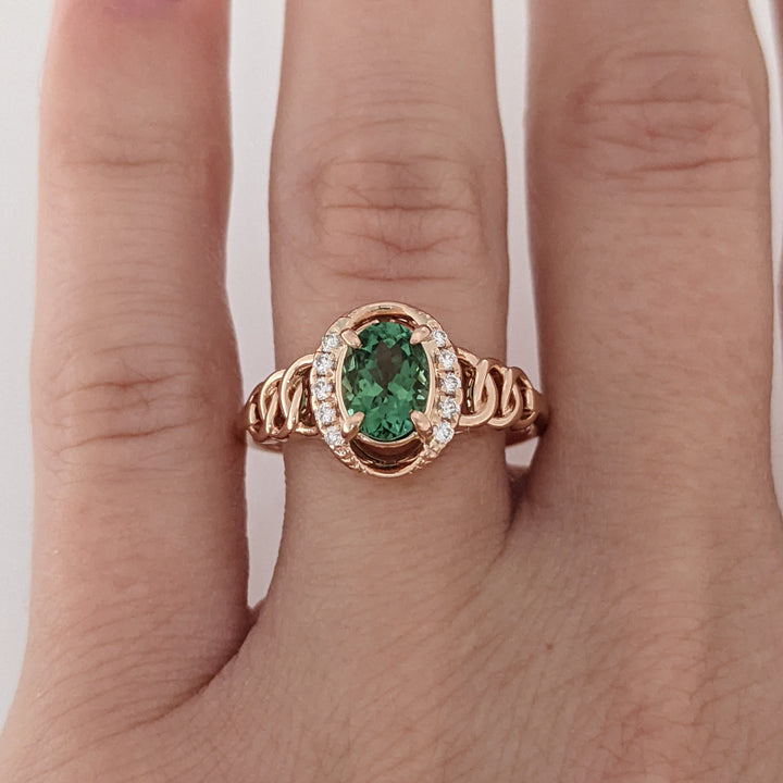 14K GREEN TOURMALINE OVAL 5X7 WITH MELEES CHAIN LINK ESTATE RING 3.1 GRAMS