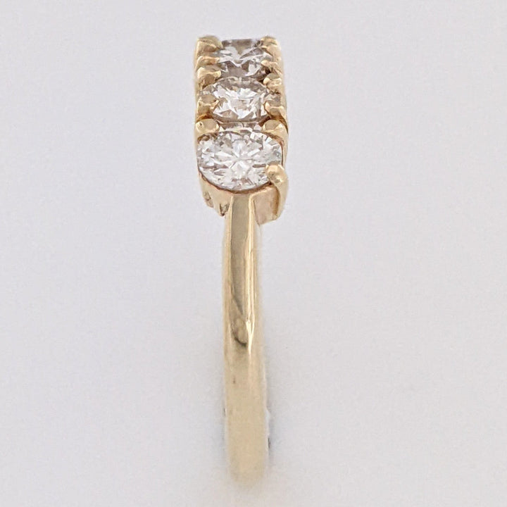 14K .85 CARAT TOTAL WEIGHT SI2 H DIAMOND ROUND (5) ESTATE BAND 2.7 GRAMS