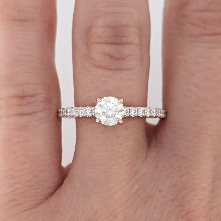 14K WHITE .90 CARAT TOTAL WEIGHT VS2 I DIAMOND ROUND (27) ESTATE "FOREVERMARK" RING 2.6 GRAMS