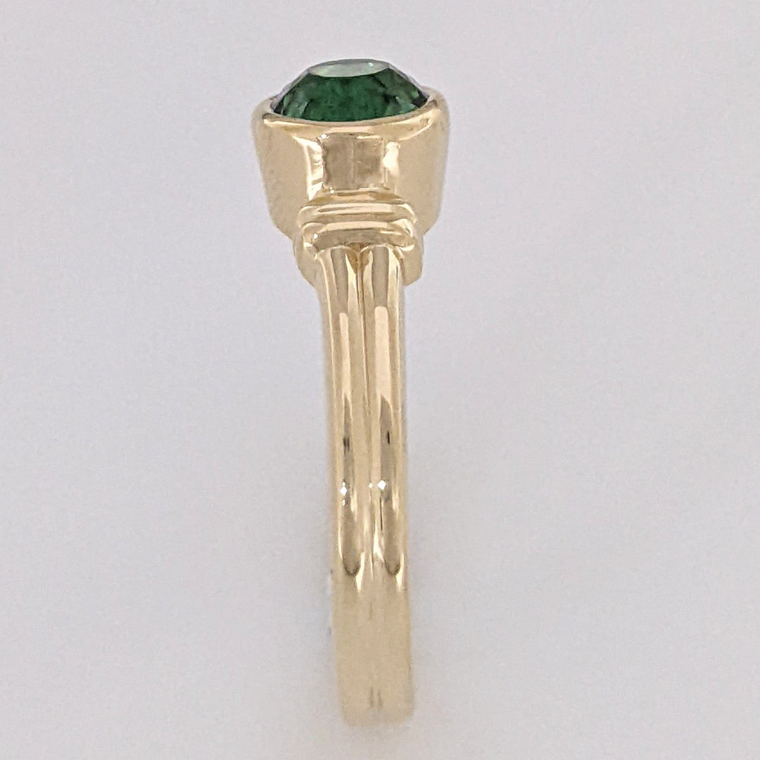 14K GREEN TOURMALINE OVAL 5X7 ESTATE BEZEL SET ESTATE RING 4.2 GRAMS
