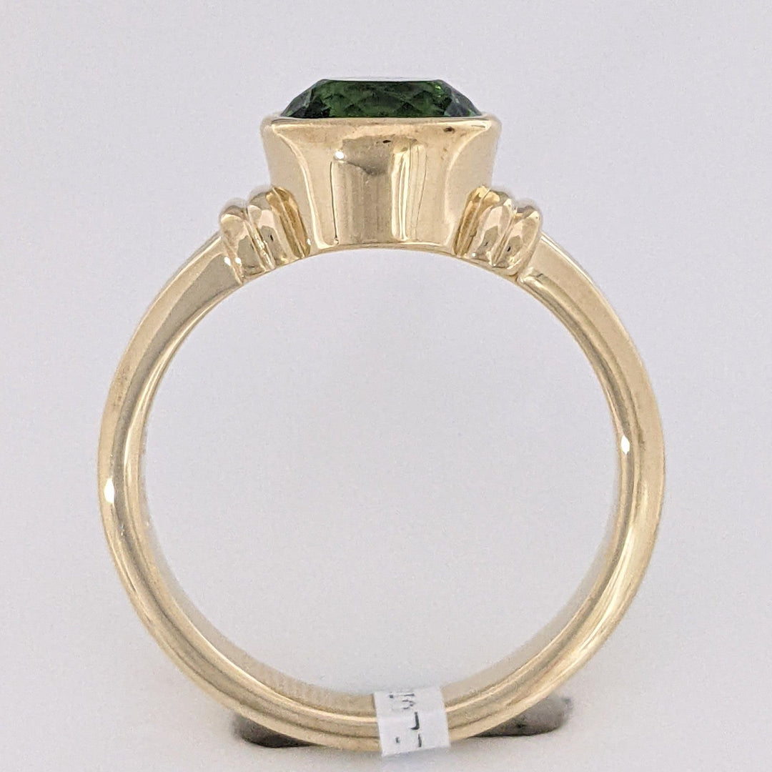 14K GREEN TOURMALINE OVAL 5X7 ESTATE BEZEL SET ESTATE RING 4.2 GRAMS