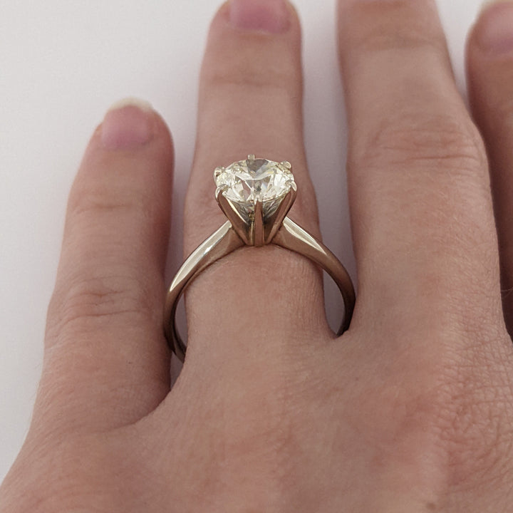 14K WHITE 2.08 CARAT TOTAL WEIGHT I1 M DIAMOND ROUND ESTATE SOLITAIRE RING 3.4 GRAMS