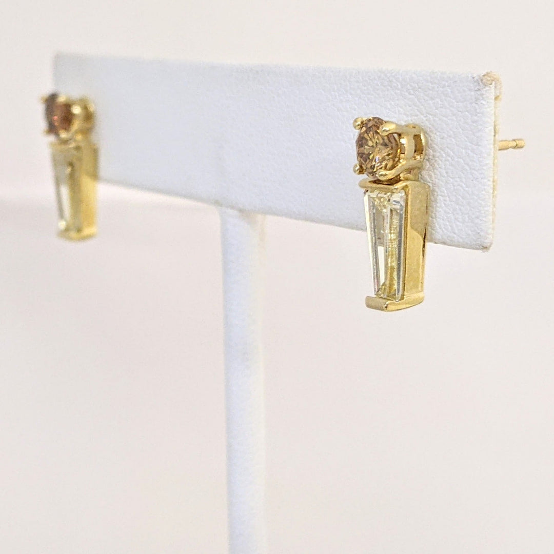 14K 1.88 CARAT TOTAL WEIGHT VS1 CHAMPAGNE DIAMOND ROUND (2) WITH BAGUETTE (2) ESTATE EARRINGS 3.5 GRAMS