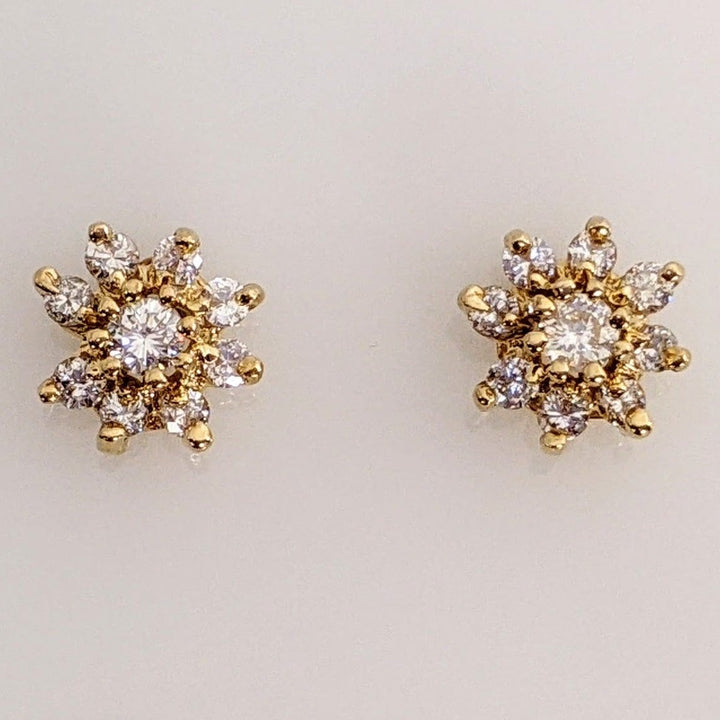 14K .50 CARAT TOTAL WEIGHT SI1 H DIAMOND ROUND (18) ESTATE CLUSTER EARRINGS 1.1 GRAMS