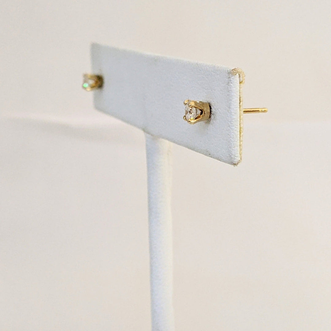 14K .26 CARAT TOTAL WEIGHT SI2 I DIAMOND ROUND (2) ESTATE STUD EARRINGS 0.4 GRAMS