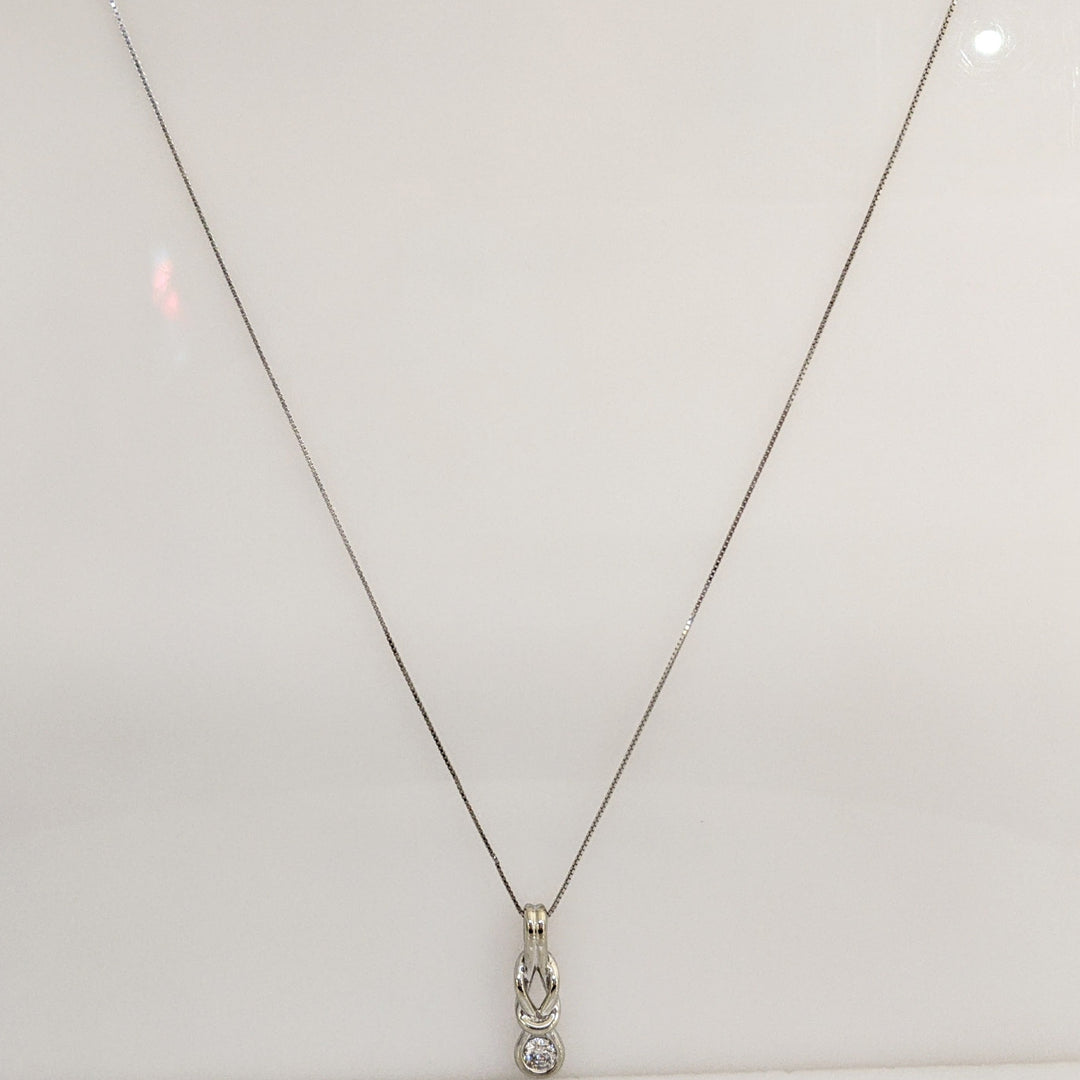 10K WHITE .25 CARAT TOTAL I1 I DIAMOND ROUND LOVE KNOT ESTATE PENDANT & CHAIN 2.5 GRAMS
