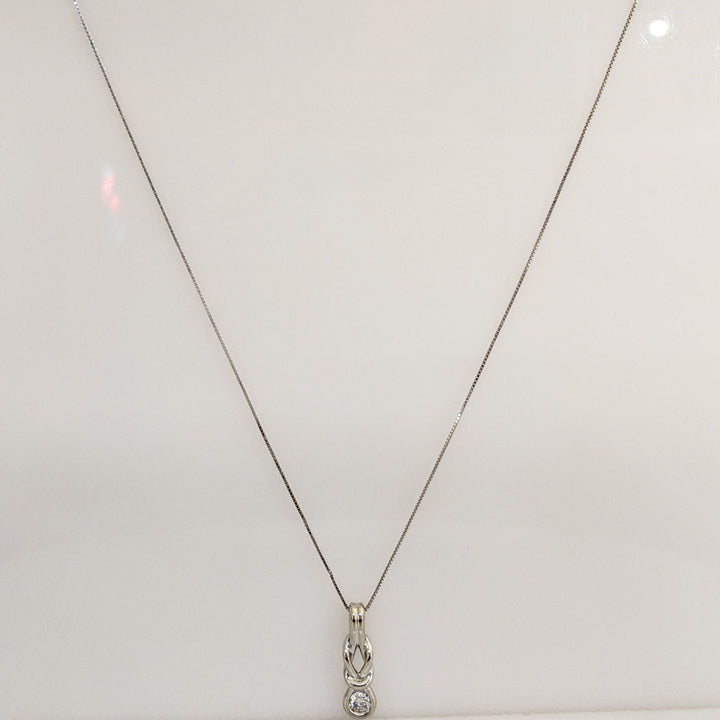 10K WHITE .25 CARAT TOTAL I1 I DIAMOND ROUND LOVE KNOT ESTATE PENDANT & CHAIN 2.5 GRAMS
