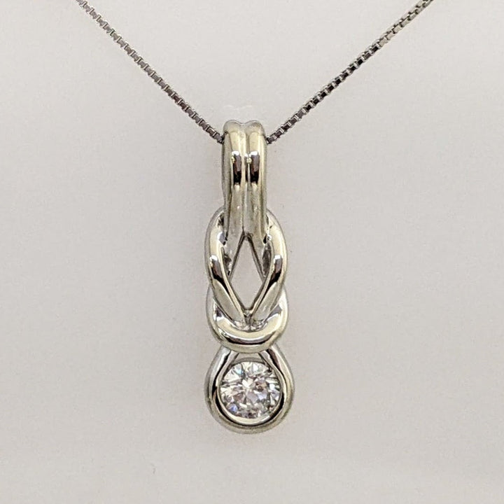 10K WHITE .25 CARAT TOTAL I1 I DIAMOND ROUND LOVE KNOT ESTATE PENDANT & CHAIN 2.5 GRAMS