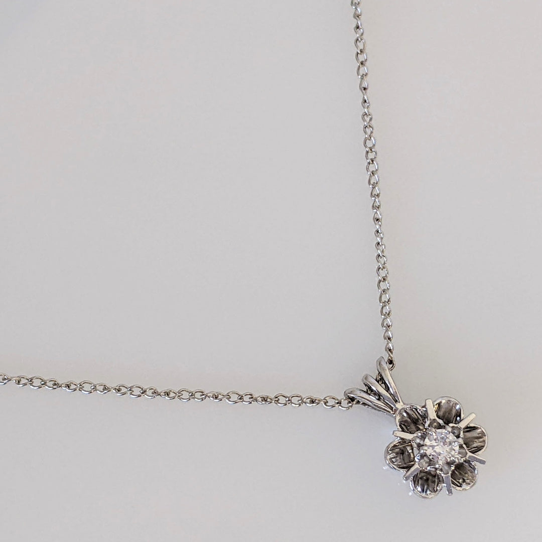 14K WHITE .07 CARAT TOTAL SI1 H DIAMOND ROUND FLOWER ESTATE PENDANT & CHAIN 1.9 GRAMS